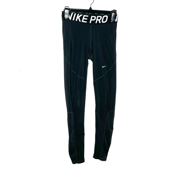 < Nike Pro Women’s Black Leggings With White Logo > - Picture 3 of 4
